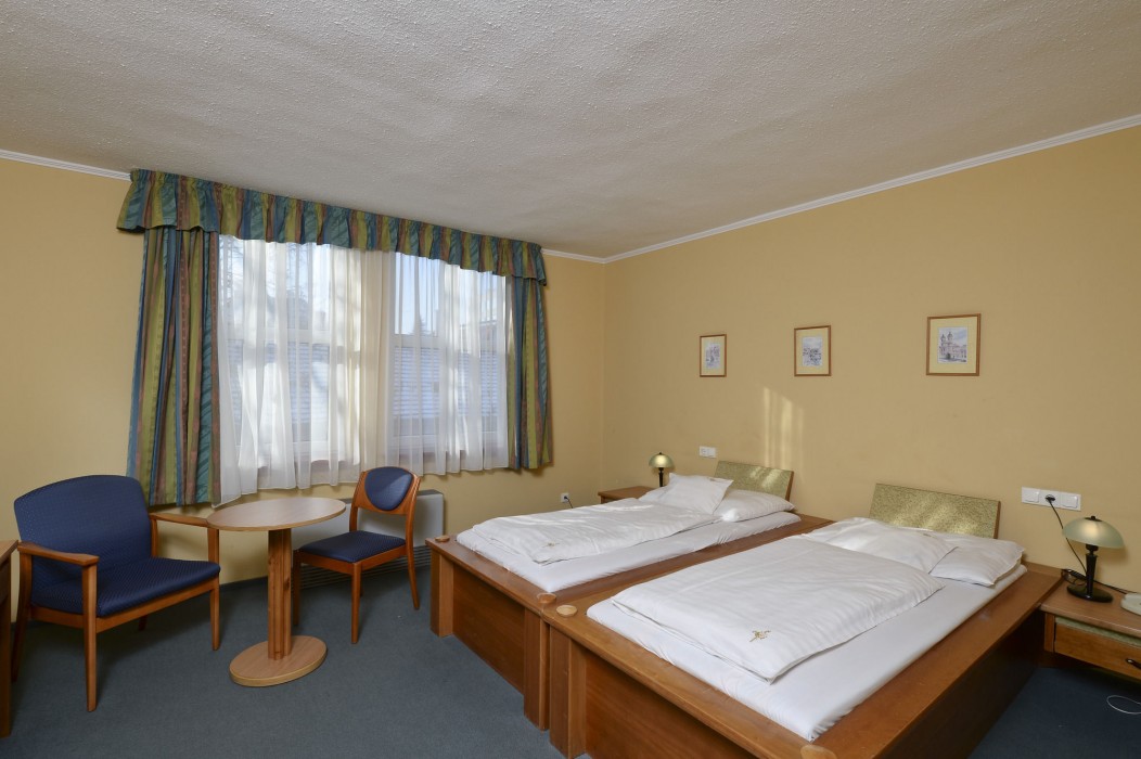 Hotel Unicornis 17/83