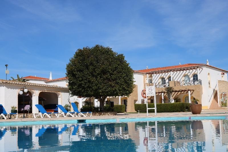 Cvl Club House 36/100