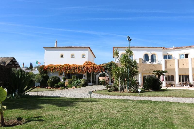 Cvl Club House 40/100