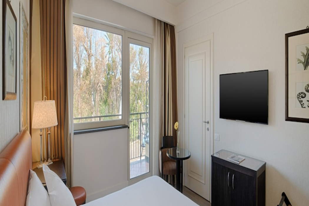 Nh Parco Degli Aragonesi Hotel 10/17