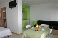 Apartamentos Mirante Da Rocha 33/41