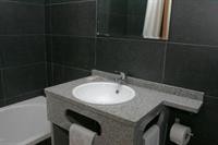 Apartamentos Mirante Da Rocha 25/41