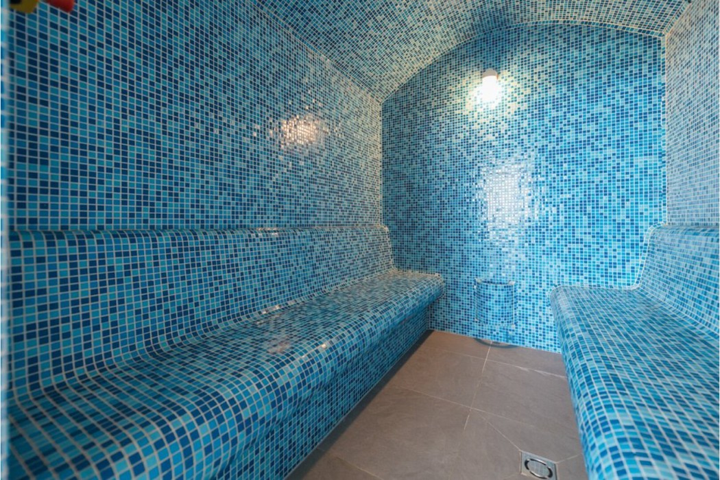 Expo Tower Hotel by Mellow Mood Hotels 42/82