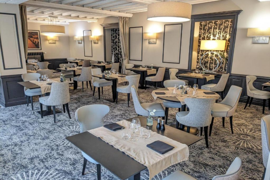 Hotel Le Lion D'or Et Restaurant La Table Du Lion 13/18