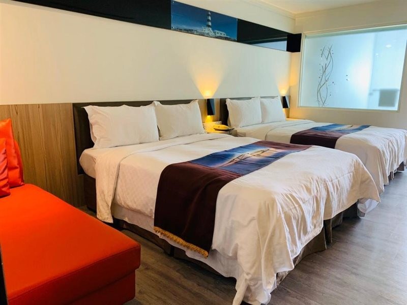 Ocean Hotel 23/39