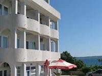 Vila 4M - Boarding House And Apartments 10/63