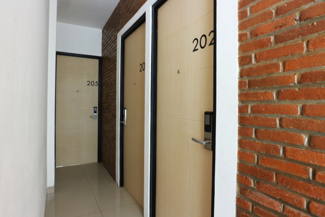 Urbana Homes 21/50