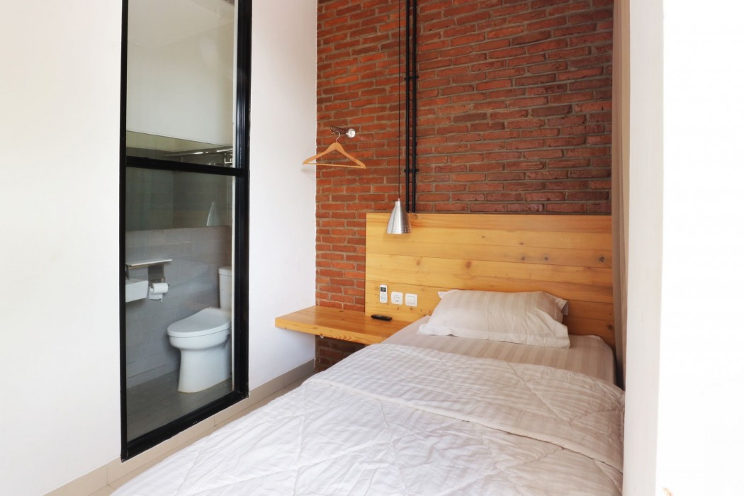 Urbana Homes 22/50