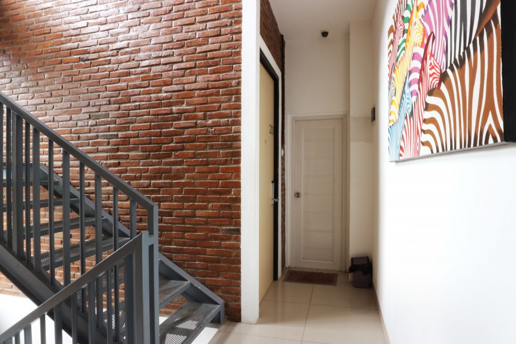 Urbana Homes 23/50