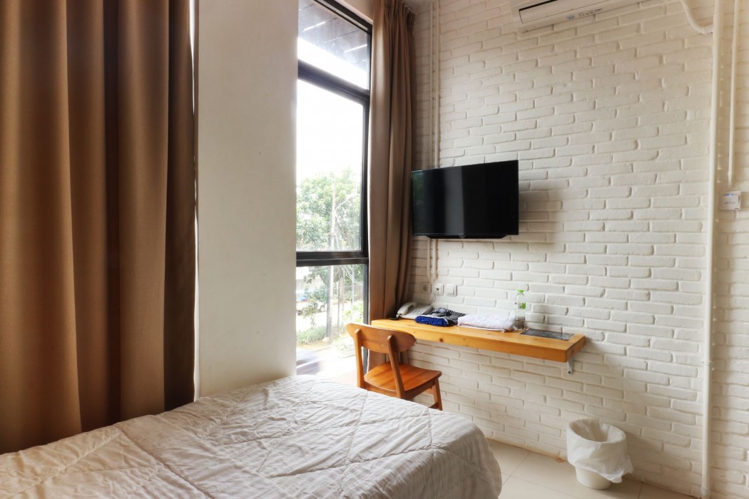 Urbana Homes 9/50