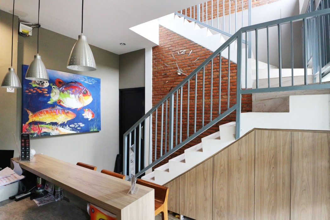 Urbana Homes 18/50
