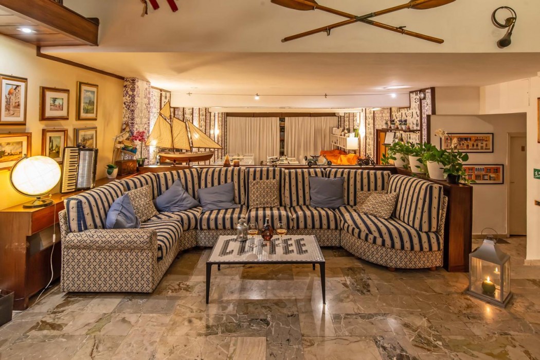 Hotel Jane 6/54