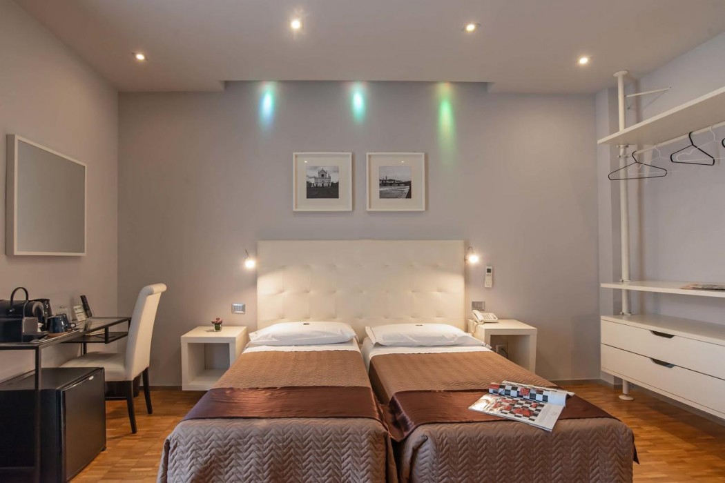 Hotel Orcagna 13/36