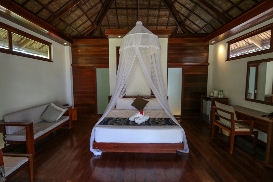 Isla Cabana Resort 33/100