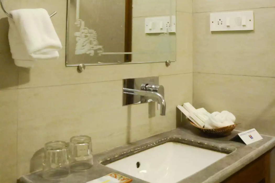 Comfort Inn Emerald 10/21
