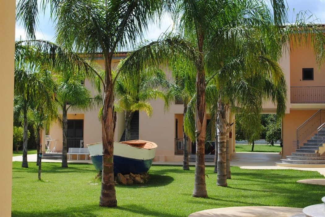 Club Esse Aquilia Beach Village 11/52