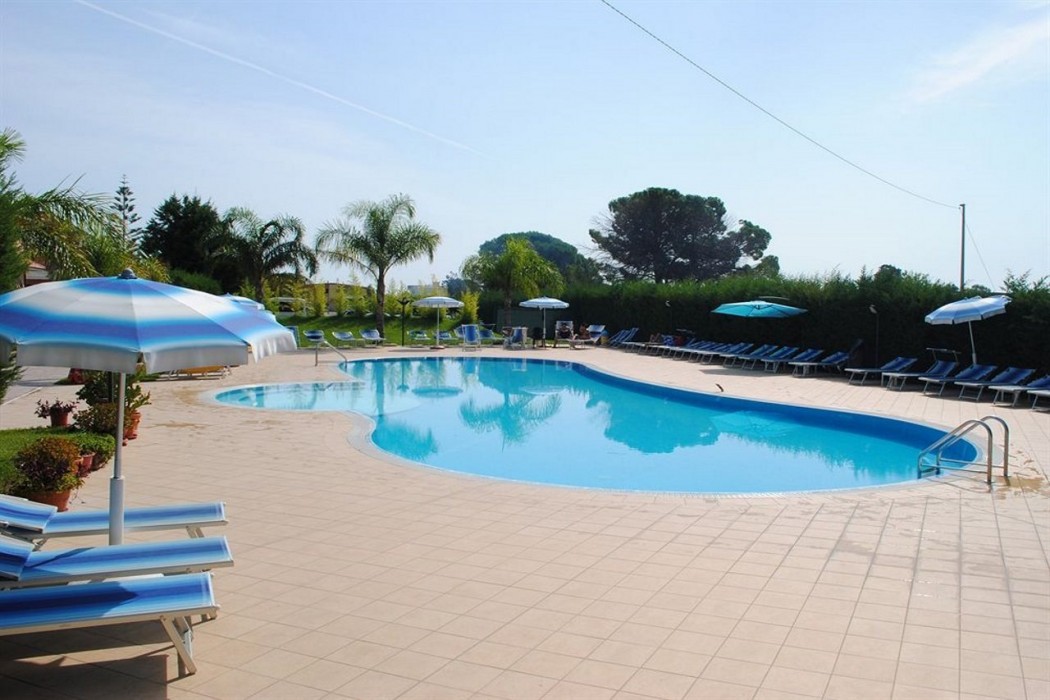 Club Esse Aquilia Beach Village 13/52