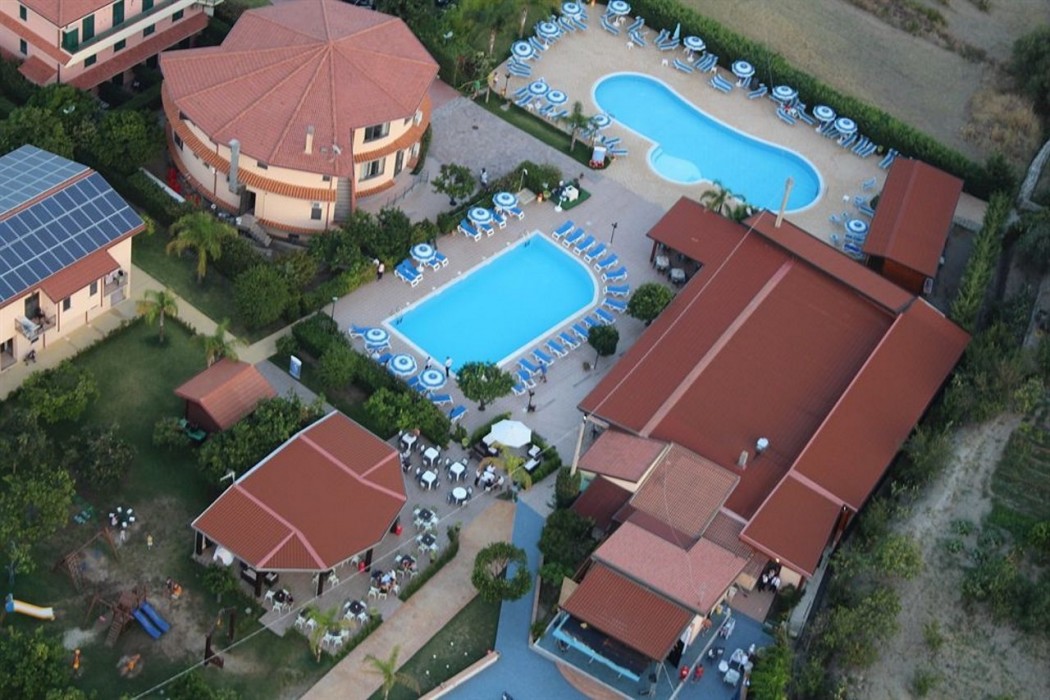 Club Esse Aquilia Beach Village photo2