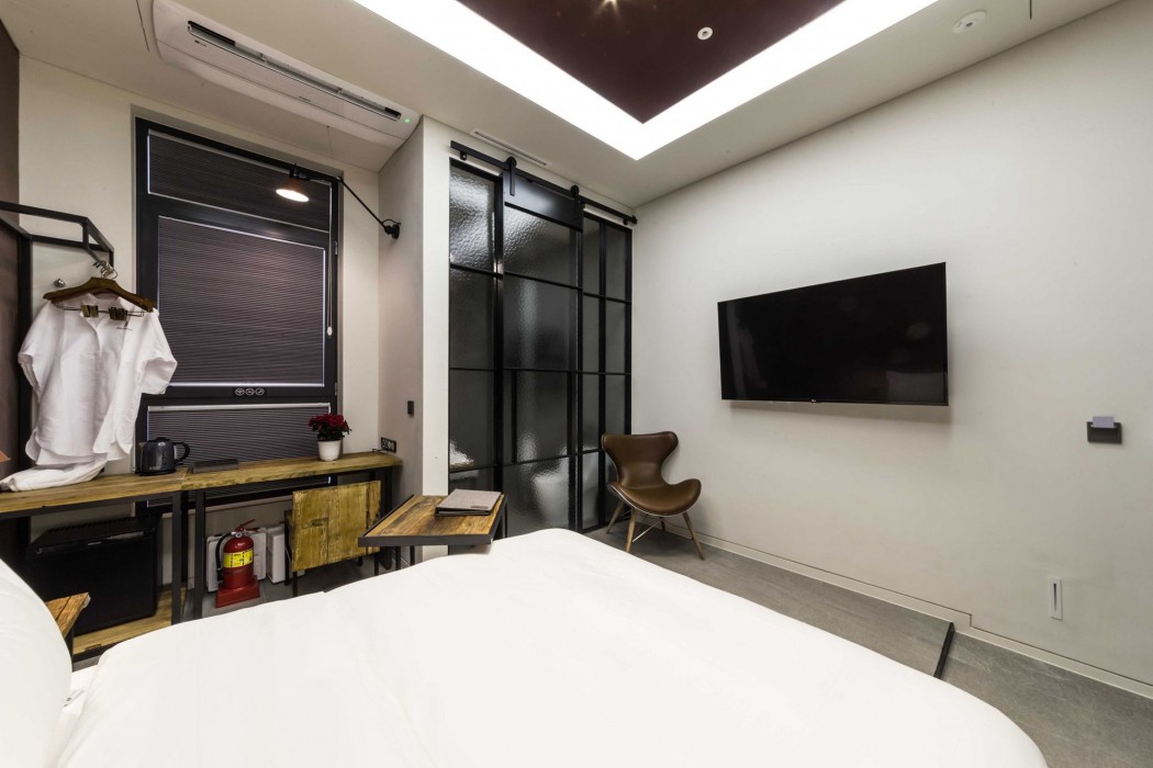 Hotel The Artist Dongseon 68/94