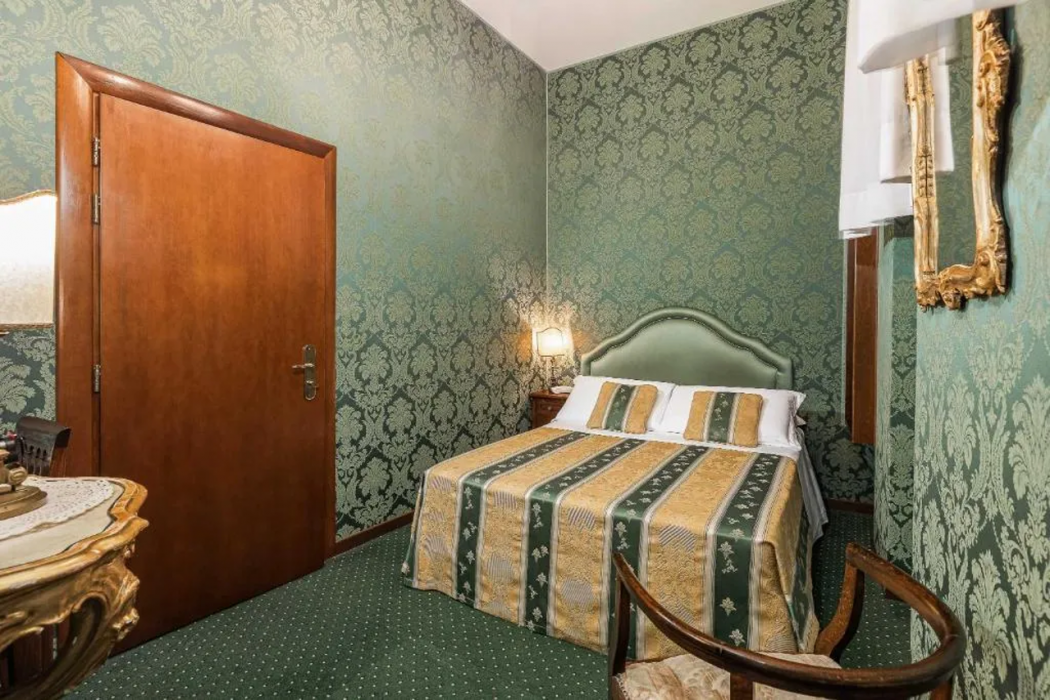 Hotel Marconi Venice 8/62