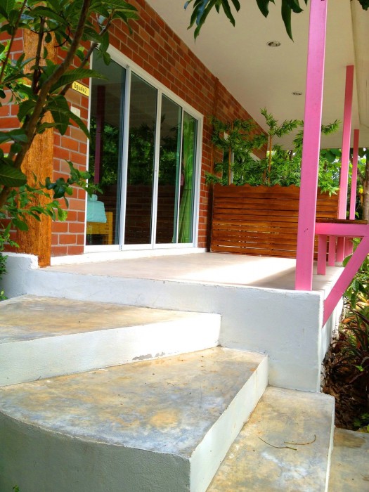 Theerama Cottage Resort 30/84