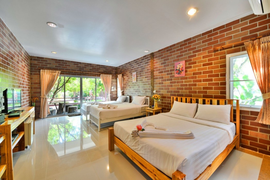 Theerama Cottage Resort 25/84
