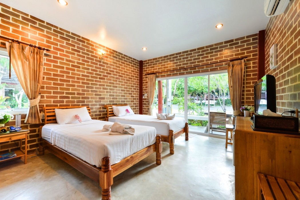Theerama Cottage Resort 43/84