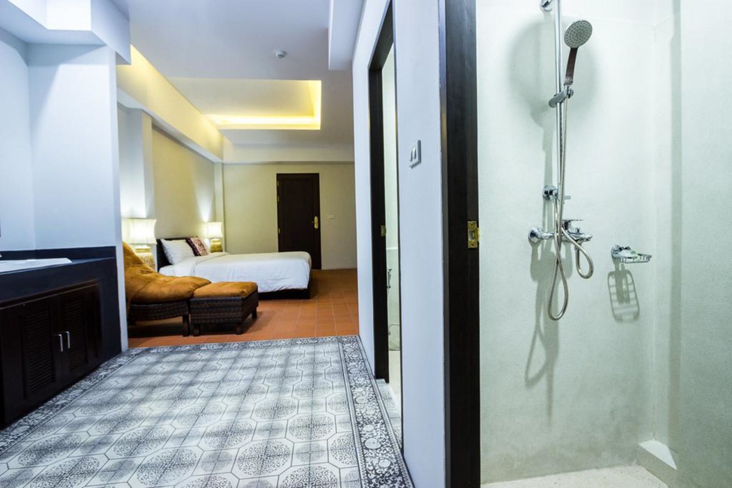 Jamadevi Hotel 56/91