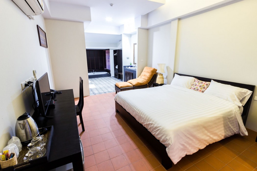 Jamadevi Hotel 44/91