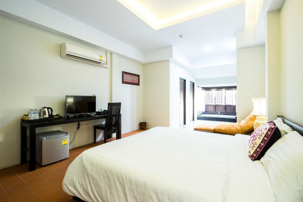 Jamadevi Hotel 28/91
