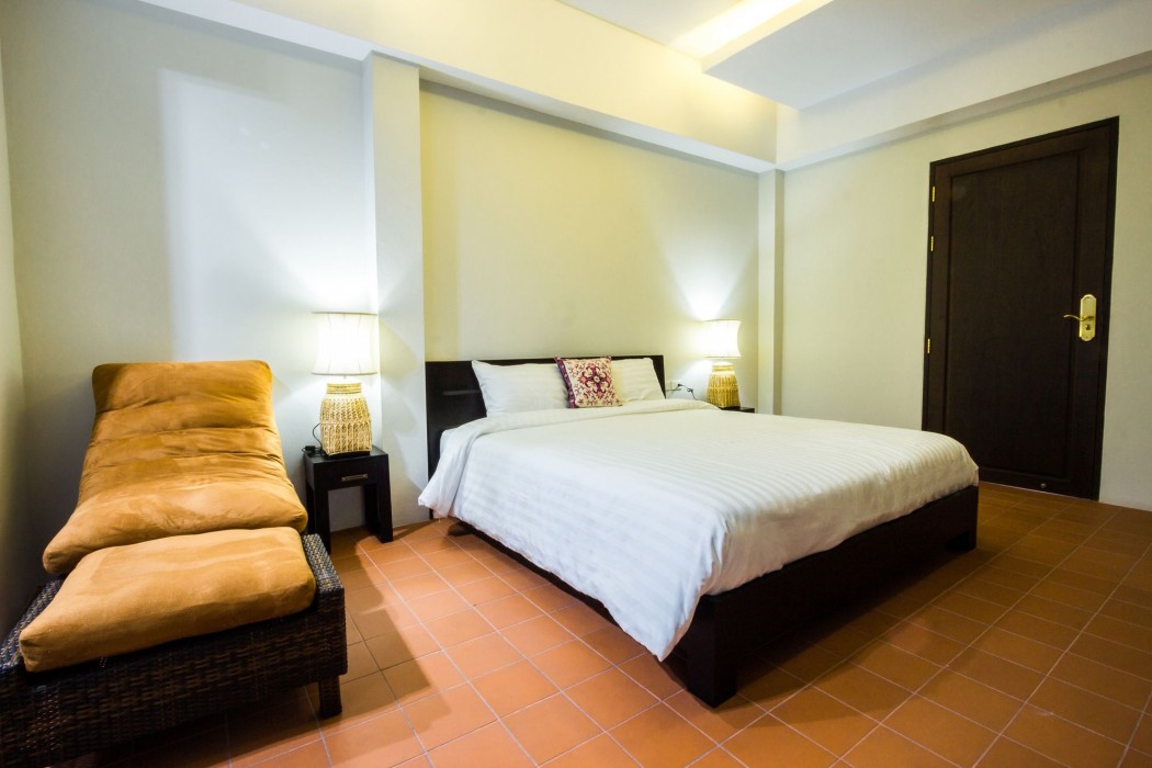 Jamadevi Hotel 23/91