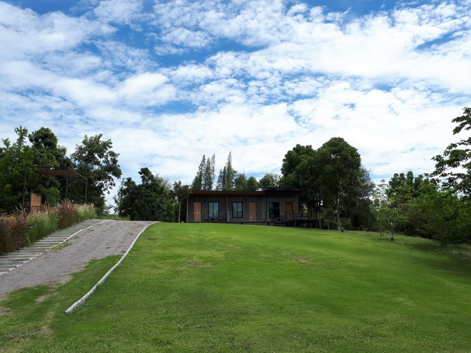 The Loftberry Resort 17/68
