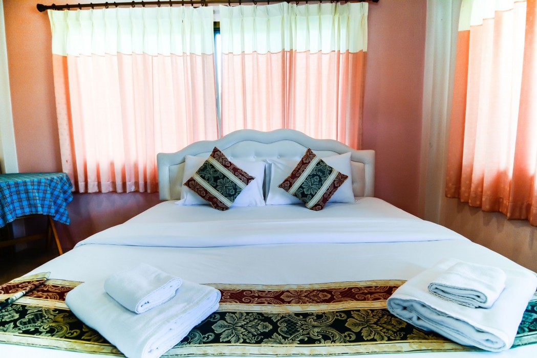 Tanaosri & Creekside Resort 34/68
