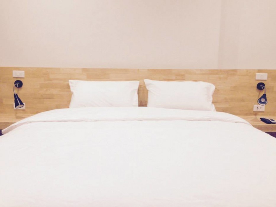Easy Hotel 53/75