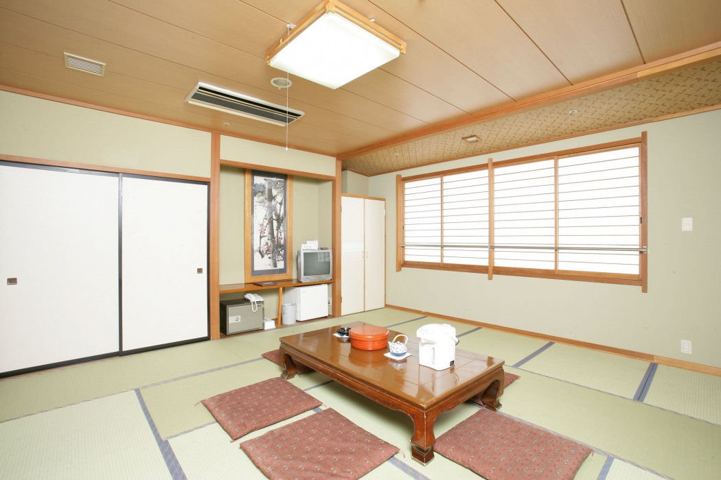 Saku Ichimanri Onsen Hotel 24/83