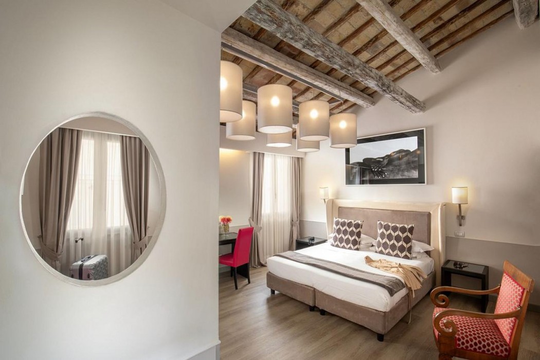 Hotel Condotti 21/63