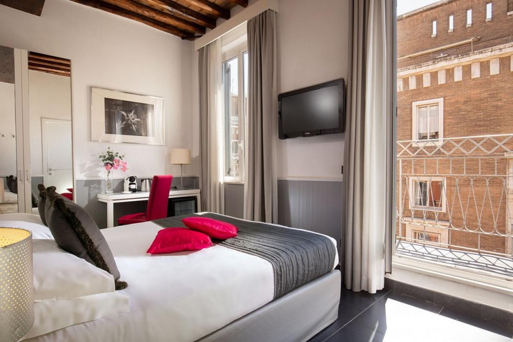 Hotel Condotti 19/63