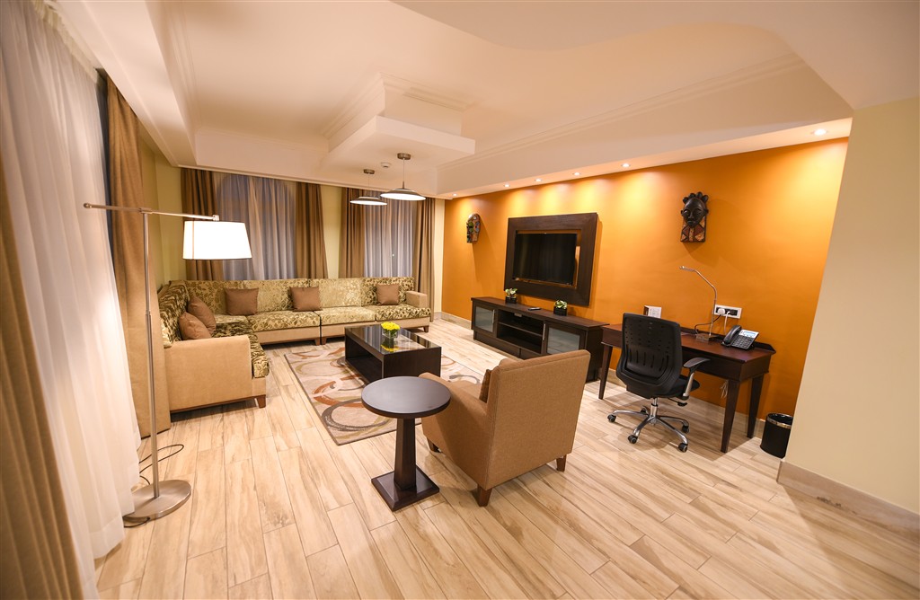 Mestil Hotel And Residences 20/70