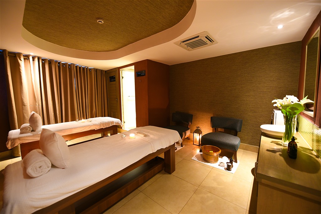 Mestil Hotel And Residences 43/70