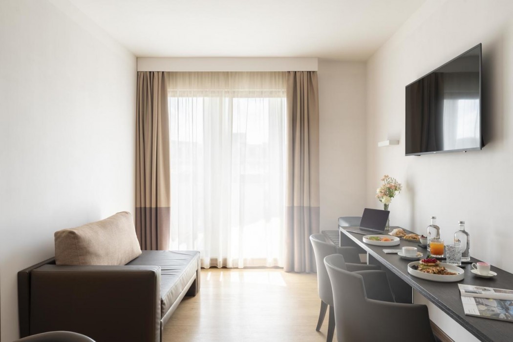 Warmthotel 8/47