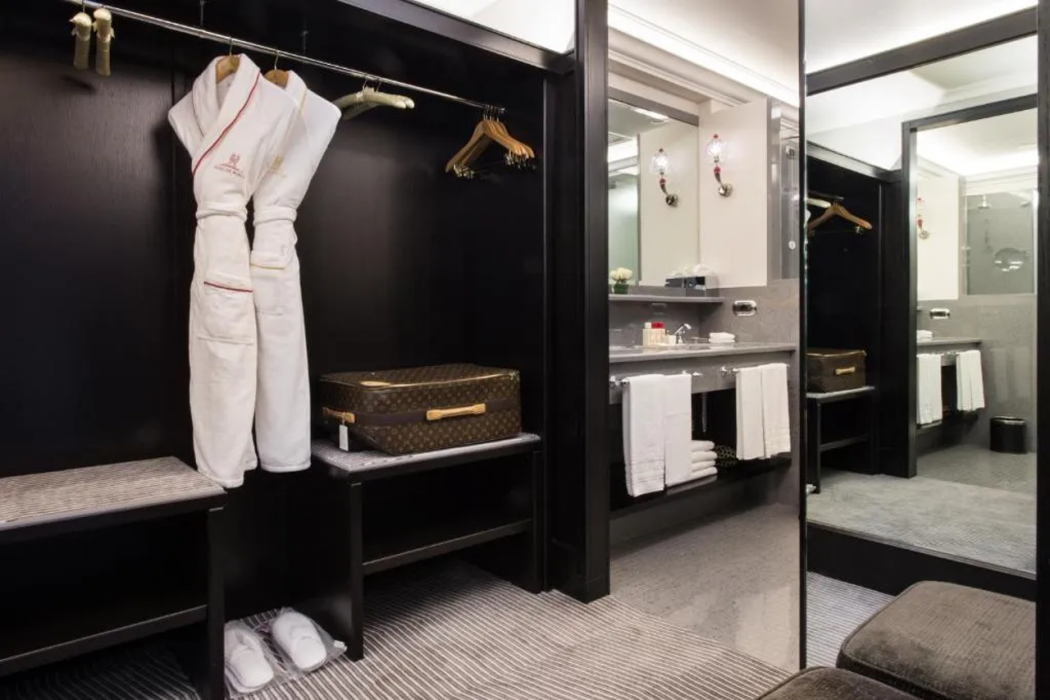 Hassler Roma 13/83