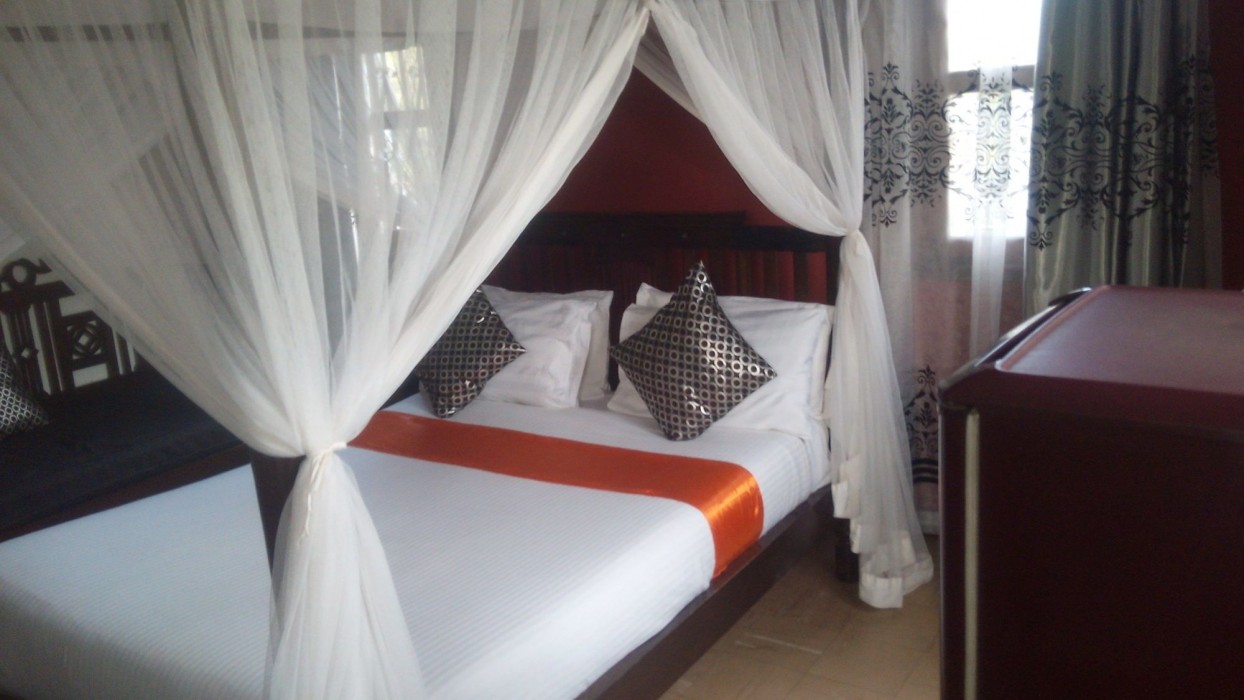 Twiga Sanctuary Resort 7/14