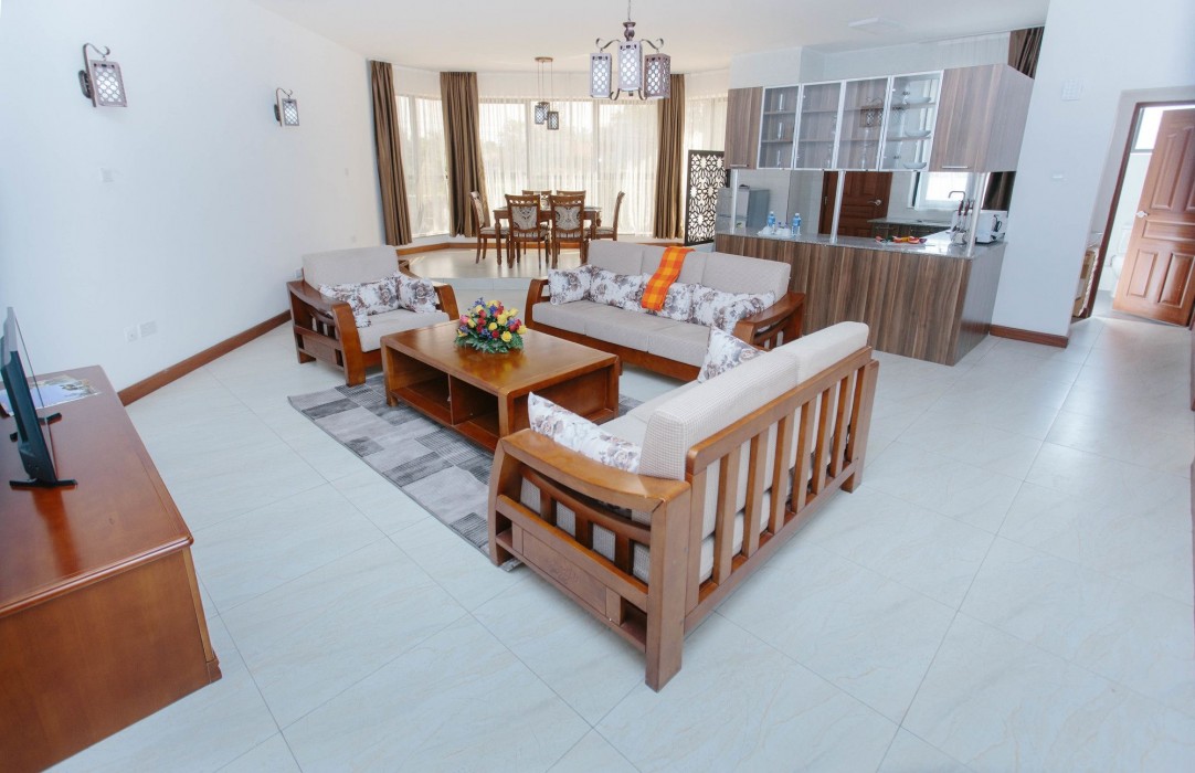 Myra Residences By Trianum 53/95