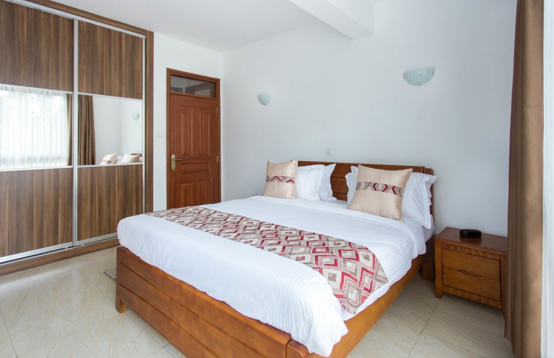 Myra Residences By Trianum 24/95