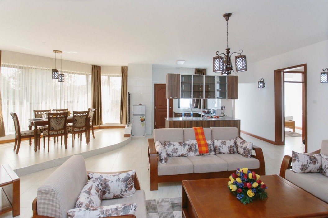 Myra Residences By Trianum 38/95
