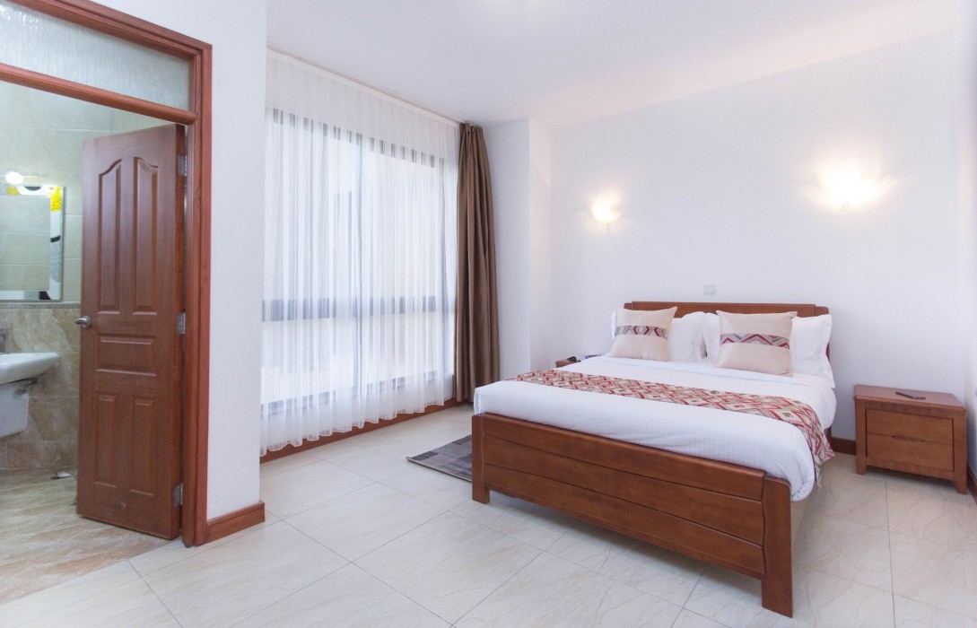 Myra Residences By Trianum 40/95