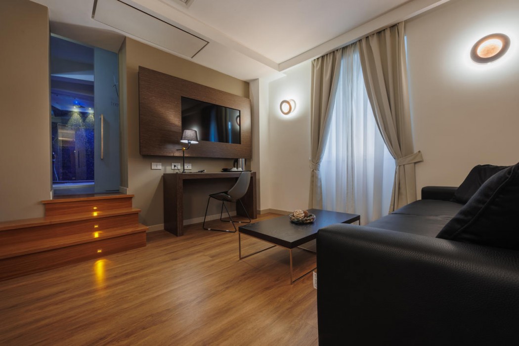 Hotel Trevi Collection 17/109