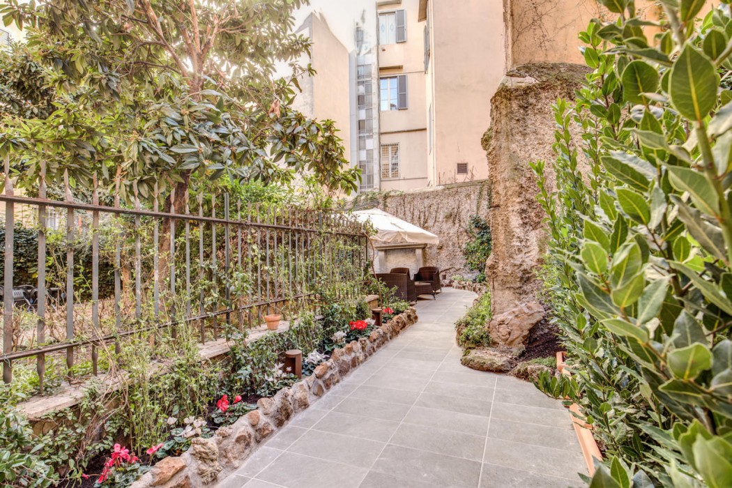 Hotel Trevi Collection 40/109