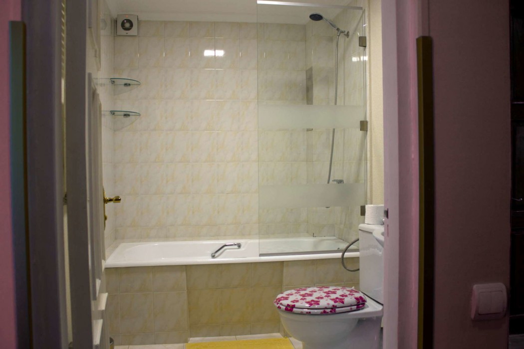 Demi Hotel 30/42