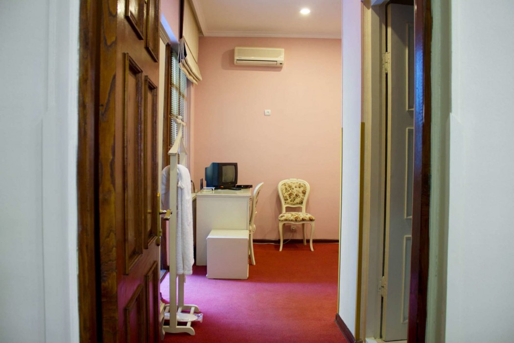 Demi Hotel 20/42